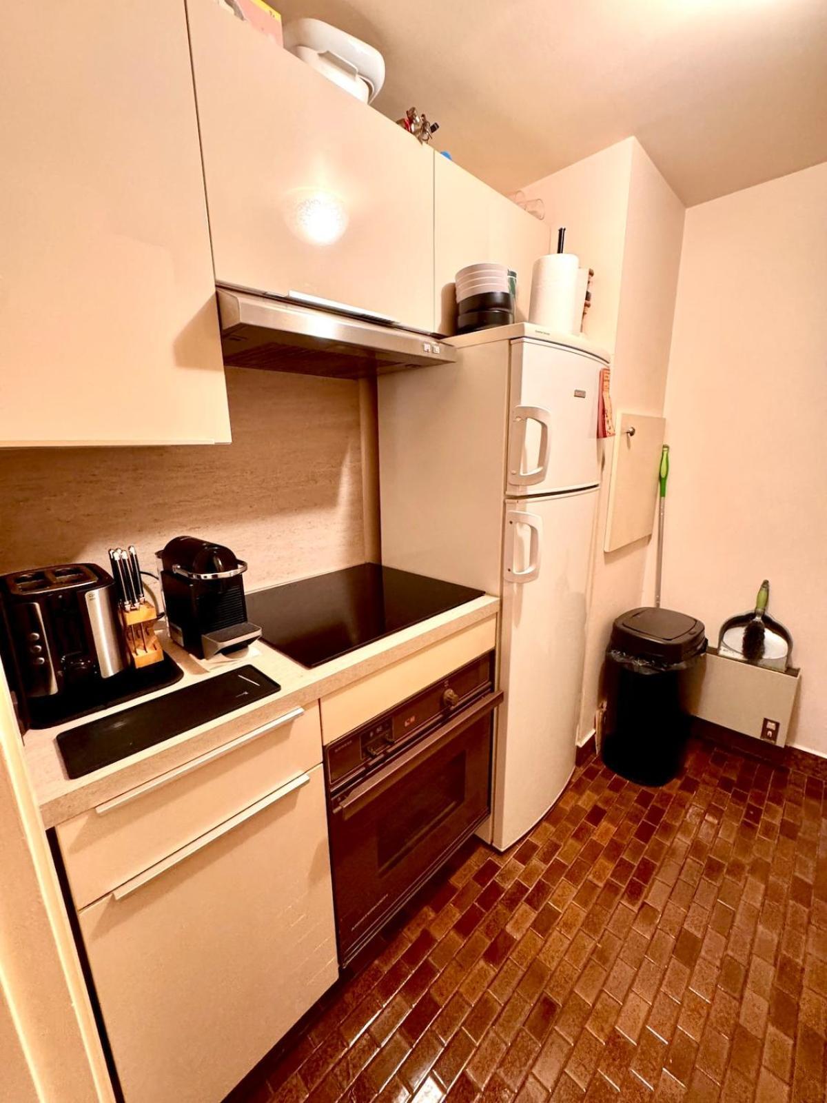 Appartement Charming Flat Beside Champs-elysees